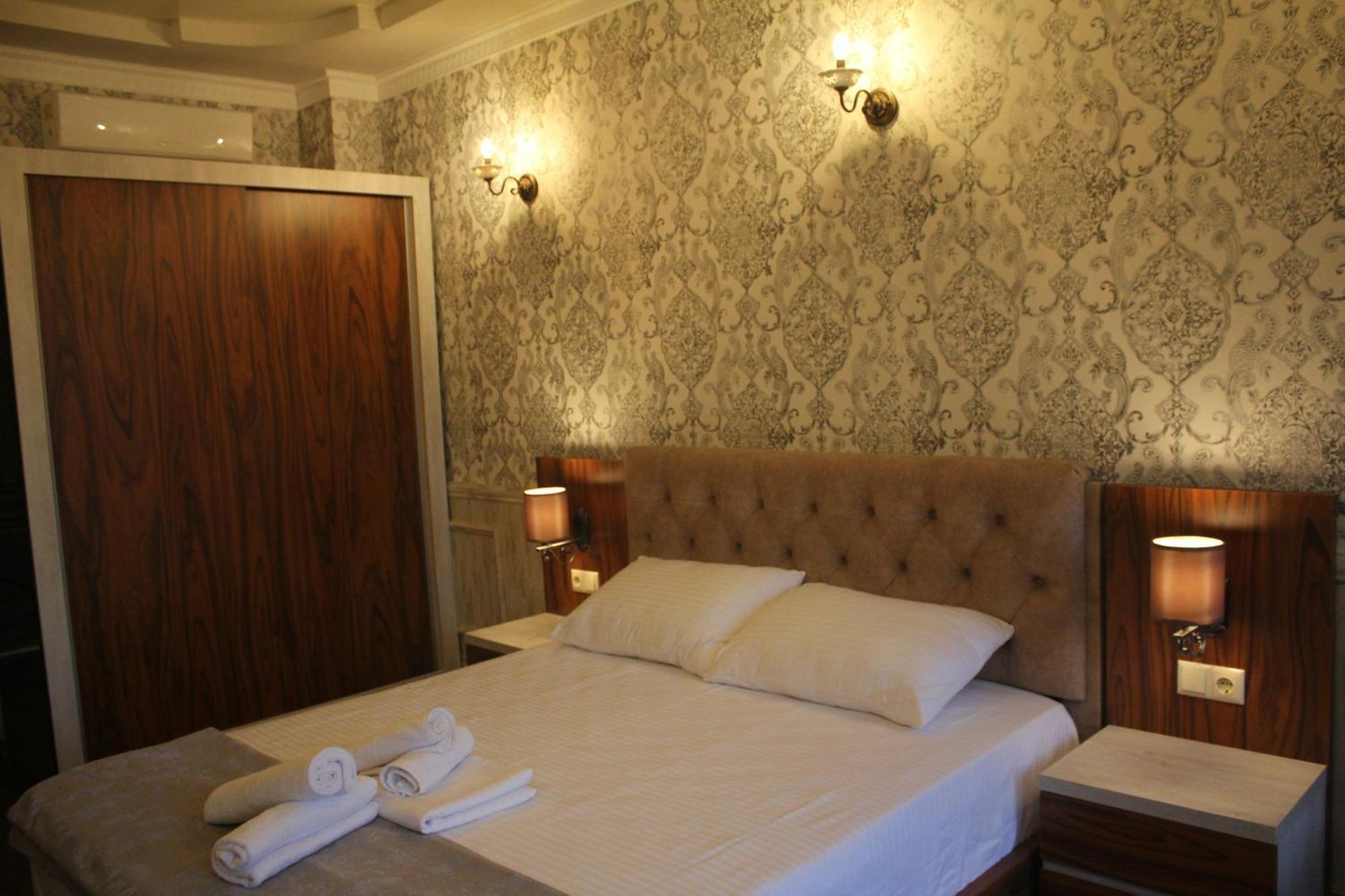 Melini Boutique Hotel Batumi Luaran gambar