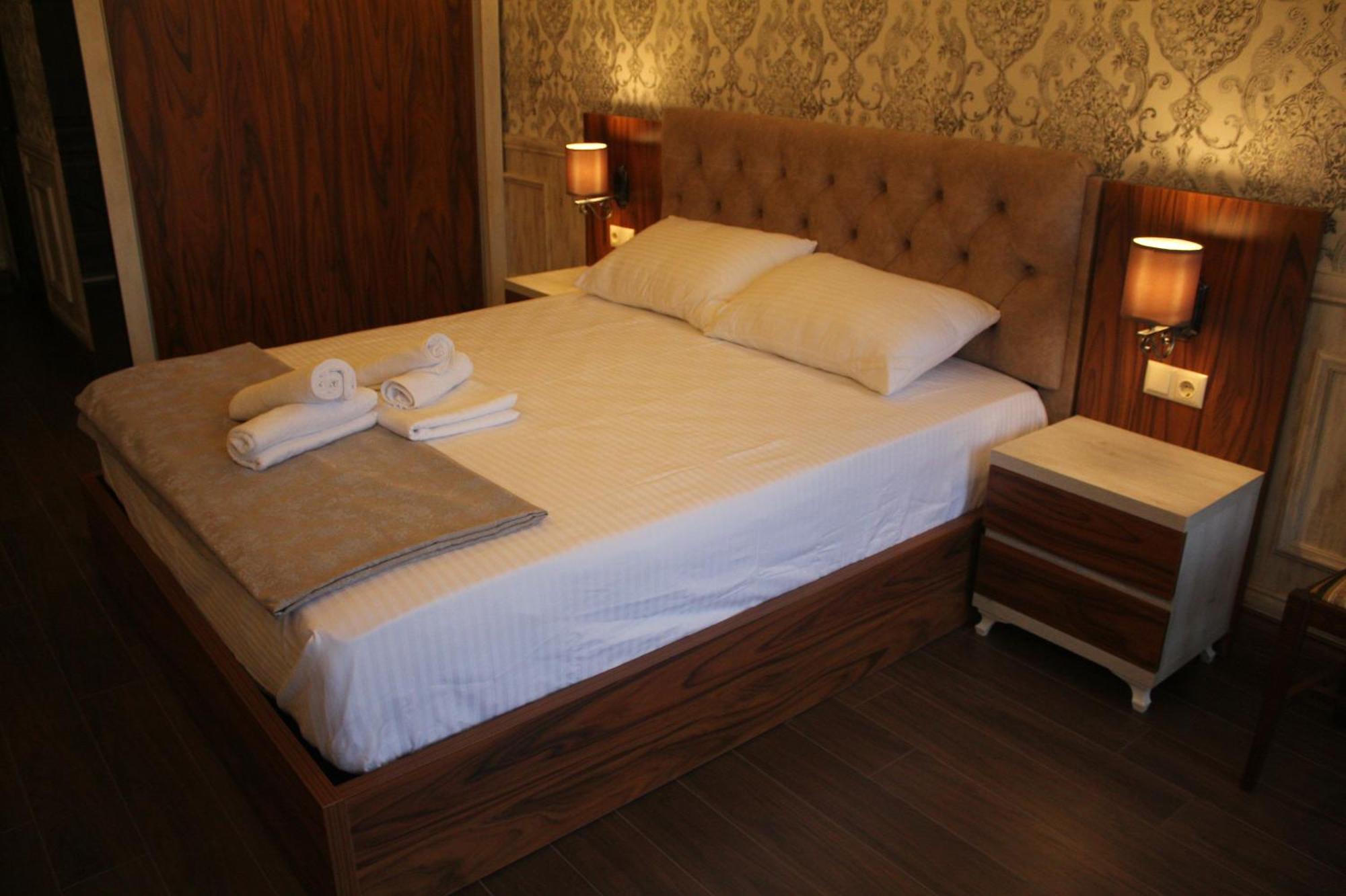 Melini Boutique Hotel Batumi Luaran gambar