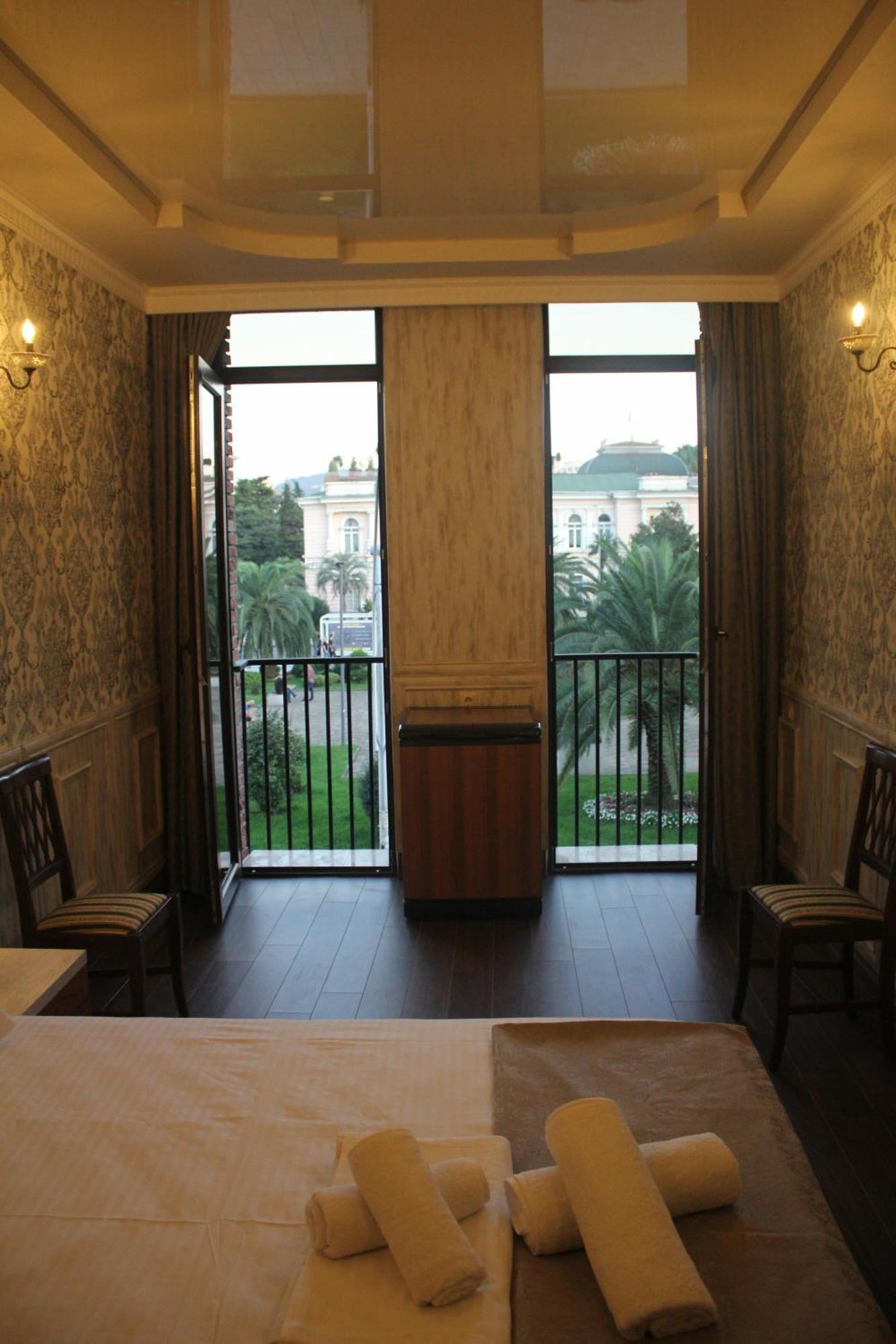 Melini Boutique Hotel Batumi Luaran gambar