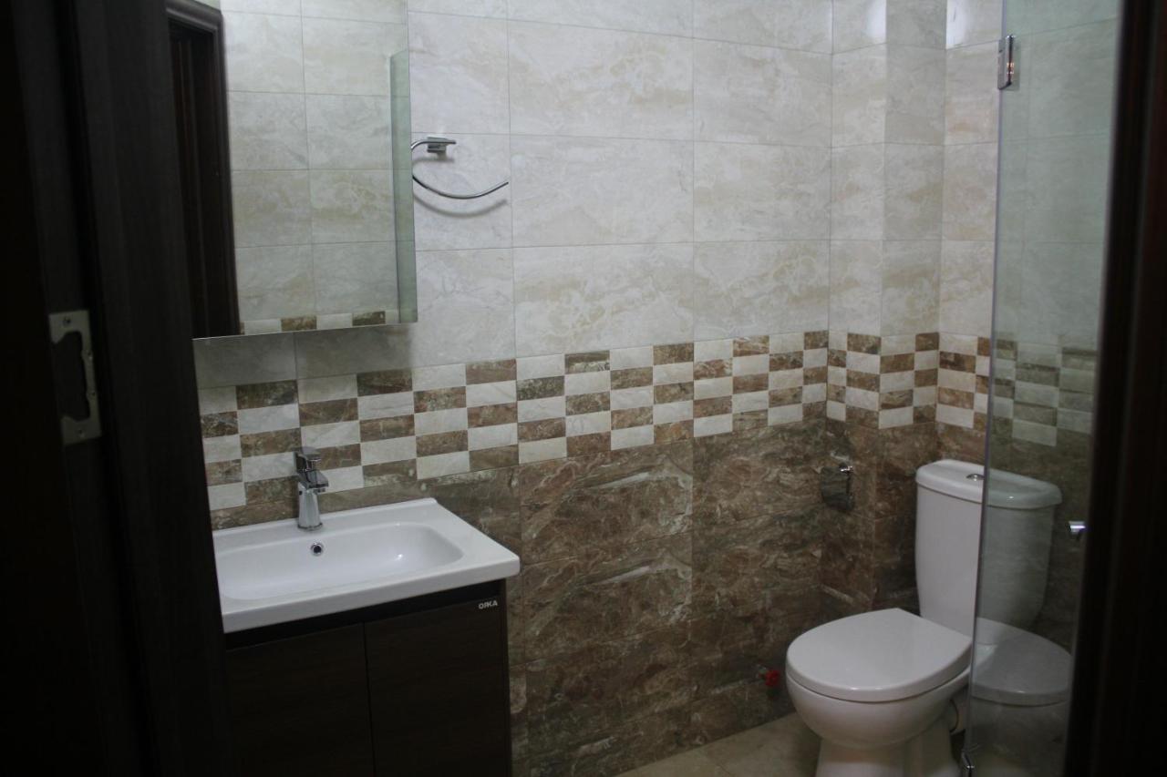 Melini Boutique Hotel Batumi Luaran gambar